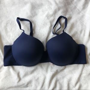 Victoria’s Secret “Incredible” 38C Demi bra